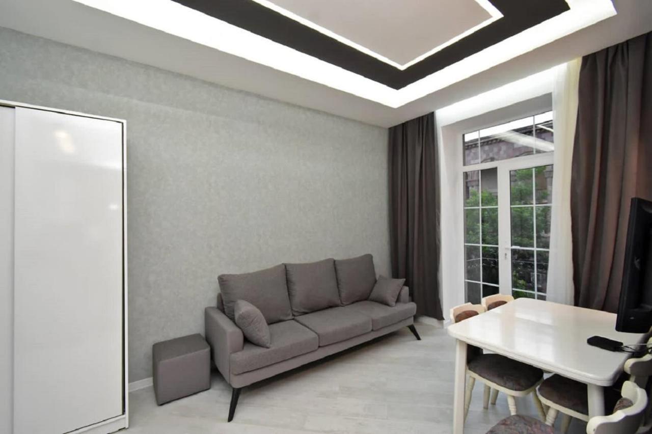 The Best Apartments In The Center Erivan Exterior foto