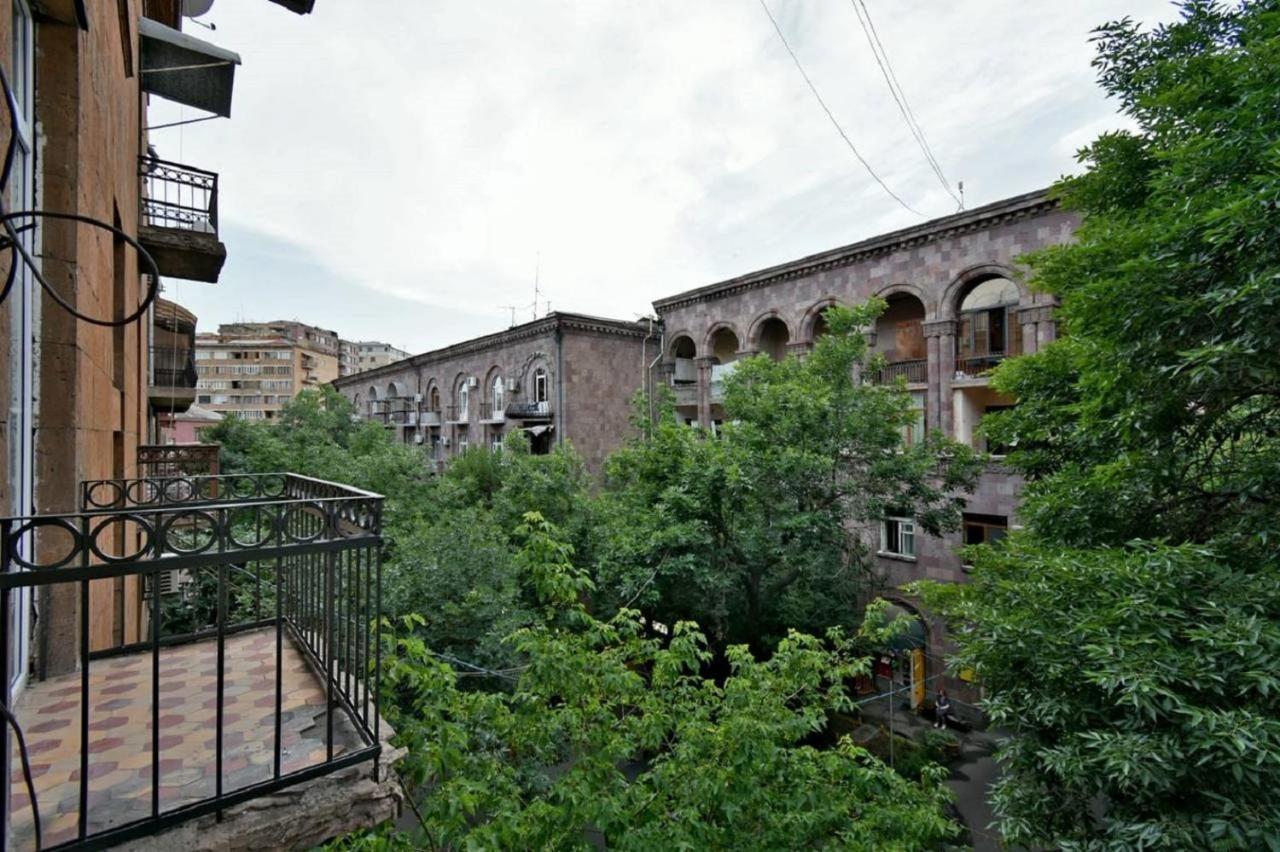 The Best Apartments In The Center Erivan Exterior foto